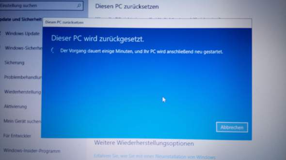 Windows 10 zurücksetzen dauert lange, ist das normal?