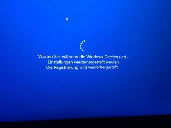 Systemwiederherstellung dauert ewig, kann mir jemand helfen?