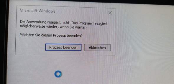 Windows startet mit langem blackscreen?