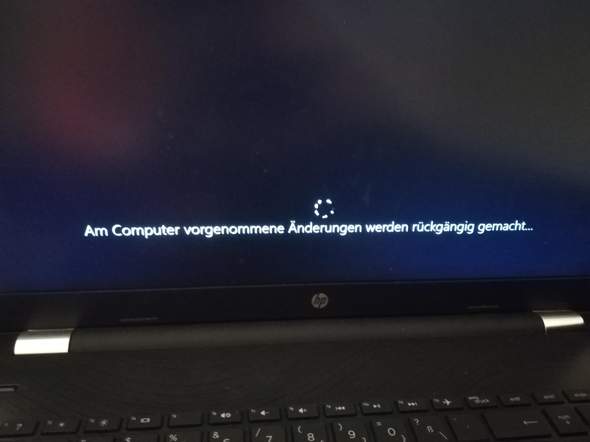 Laptop startet sich immer wieder neu, was soll ich machen?