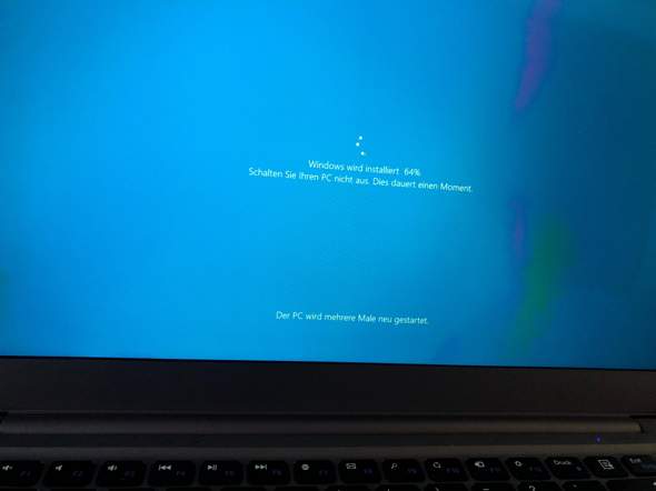 Mein Laptop startet immer wieder neu mit Windows Update? Lösungen?