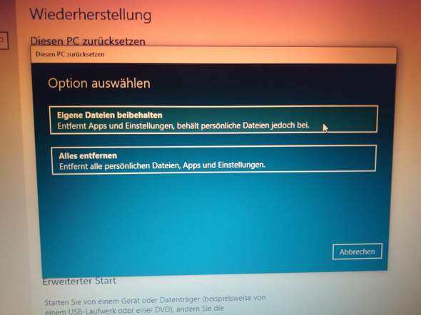 Muss ich Nachdem ich meinen PC zurückgesetzt hab Windows 10 erneut aufspielen/kaufen?