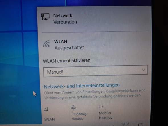 Wie geht das W-Lan auf Windows 10 an?
