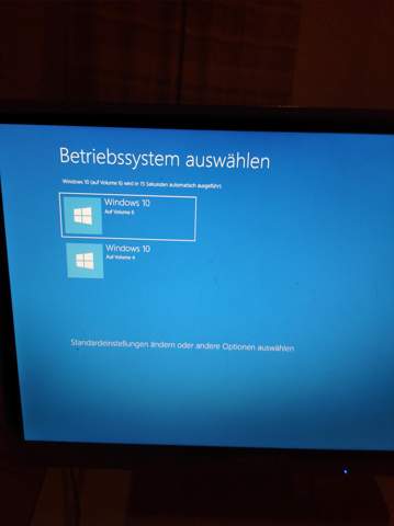 Habe zwei Betriebs systeme?