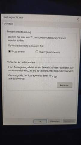 Mein Windows 10 Laptop stürzt in letzter Zeit oft ab, seit gestern funktioniert er auch...