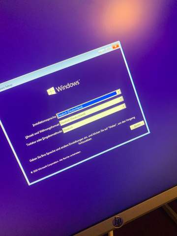 Windows 10 bleibt nicht auf PC?