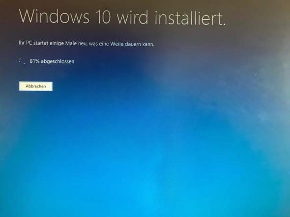 Windows 10 Upgrade bleibt stehen?