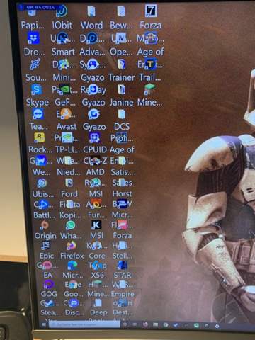 Schriftgröße von Desktop Symbolen hat sich nach Neustart von selbst geändert?
