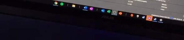 Wie trennt man die taskbar ein in Windows 10?