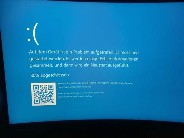 Pc startet wegen fehler neu?