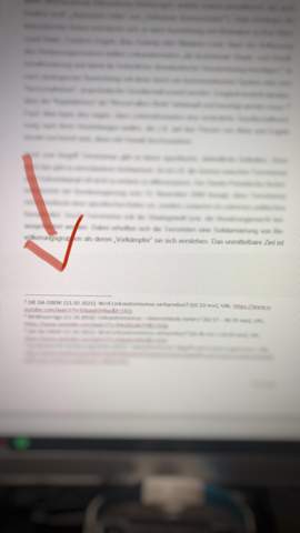 Word Windows 10 - Abstand von Text und Fußnoten einstellen?
