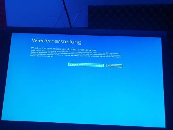 WInfos 10 wird nicht geladen?