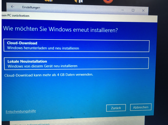 Was muss ich hier auswählen, um Windows 10 aufzufrischen?