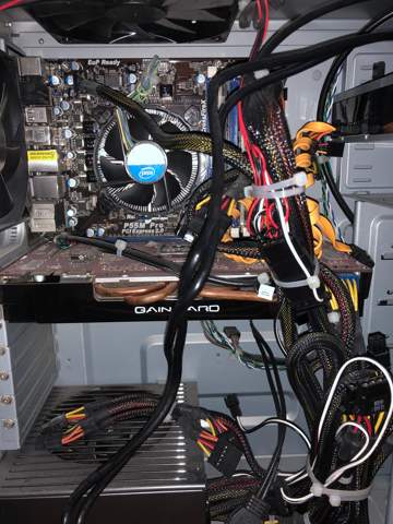 Windows 10 installieren geht nicht HDD falsch gesteckt?