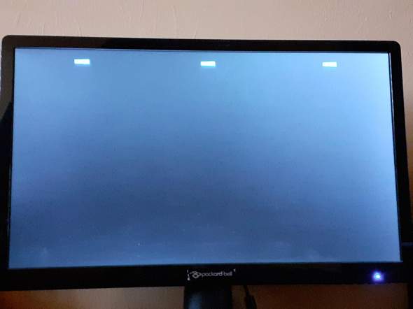 Woran liegt es das mein neuer  PC abstürzt wenn ich ein USB  Stick rein mache?