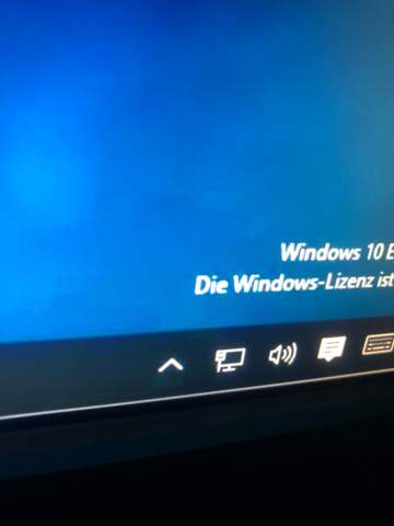 Windows 10 laufende Programme verstecken?