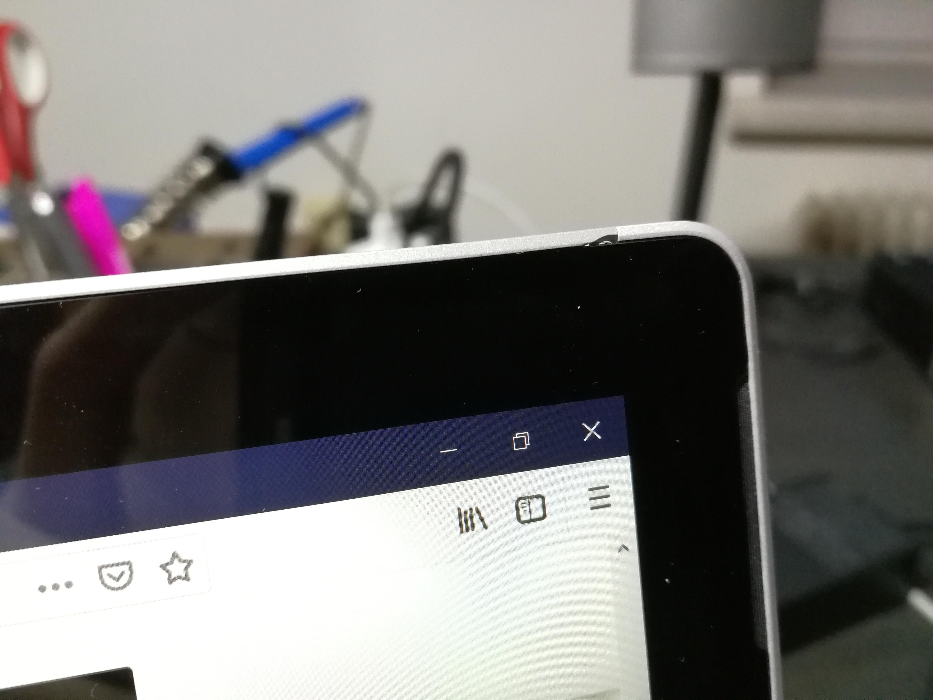 Surfacebook Schäden