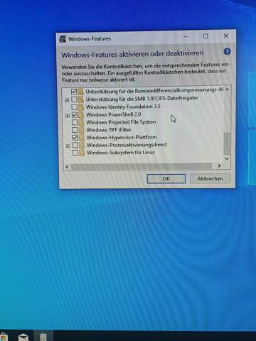 Wo finde ich Hyper-V zum Ausstellen für Bluestacks?