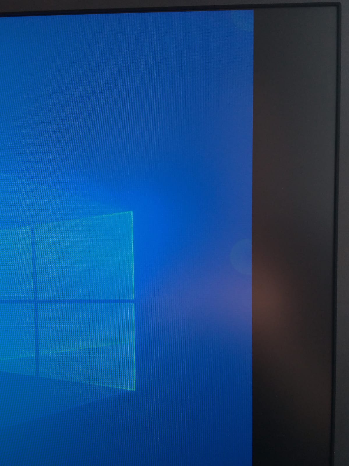 Static phantom / ghost touch / point on Surface pro 4 on display boarder