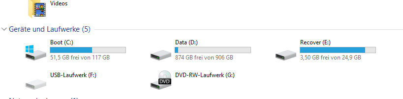 Windows 10; Datei-Explorer zeigt bei Geräte und Speicher mal  5 Elemente an, mal 4 oder...